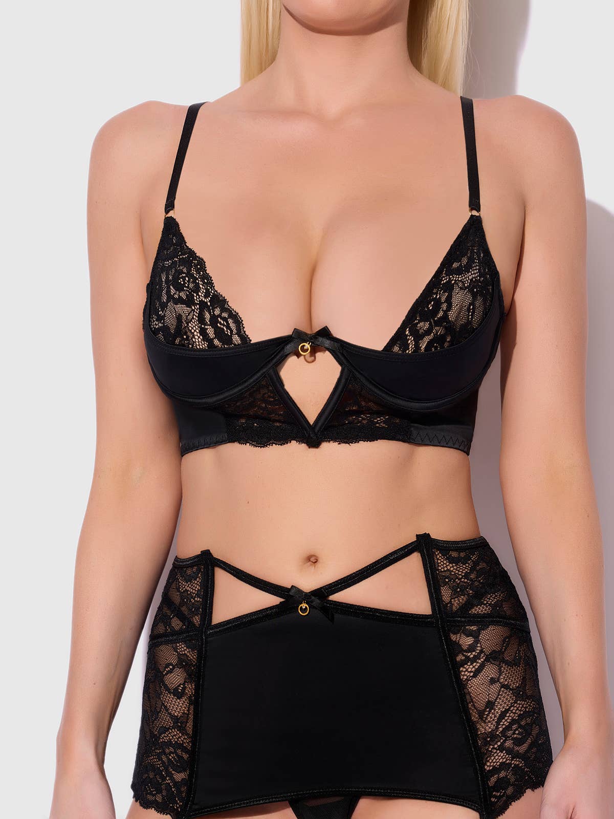 Natasha Lace Bra & Garter Skirt Set